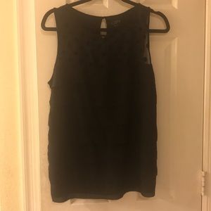 Black sleeveless top size L